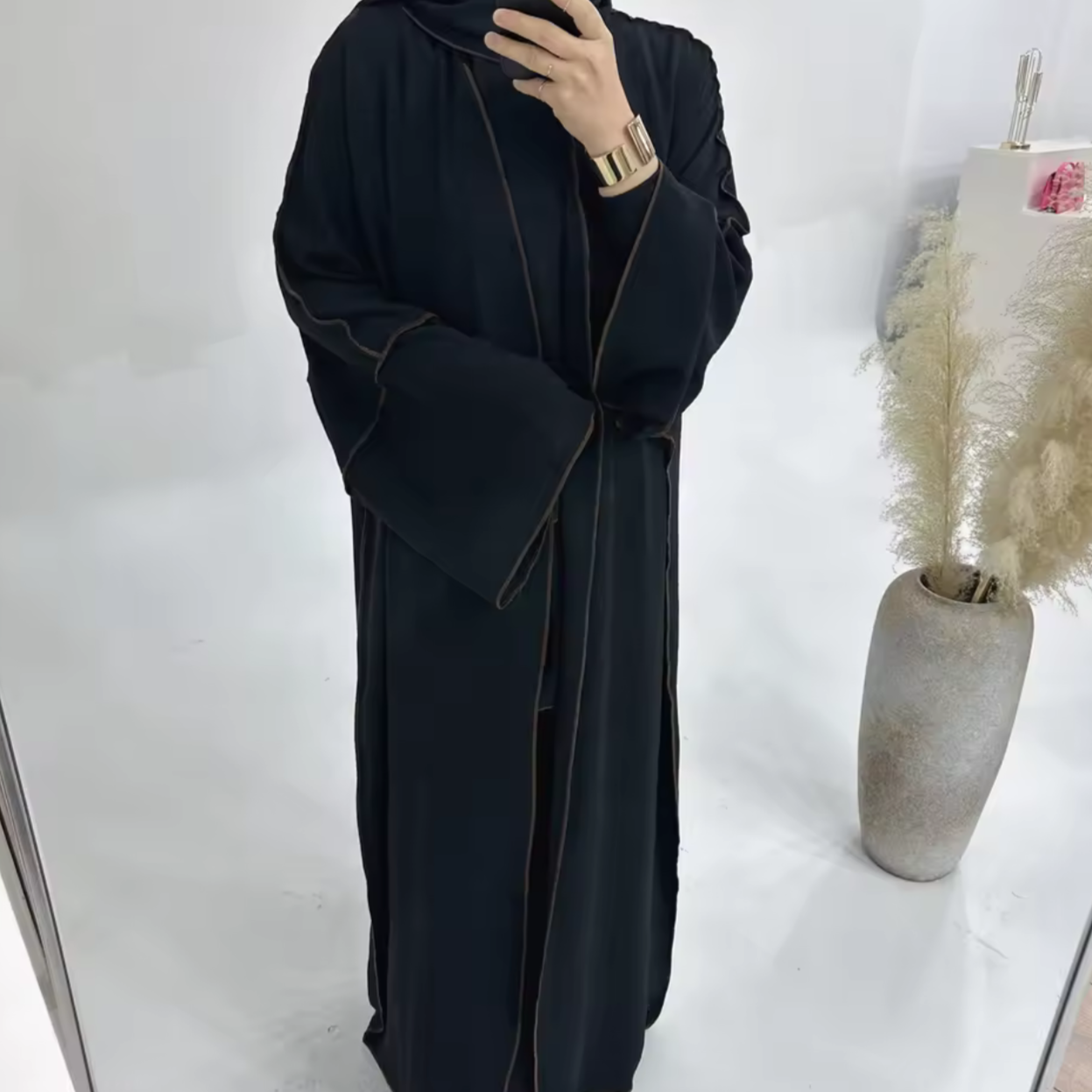 Faaiza Abaya