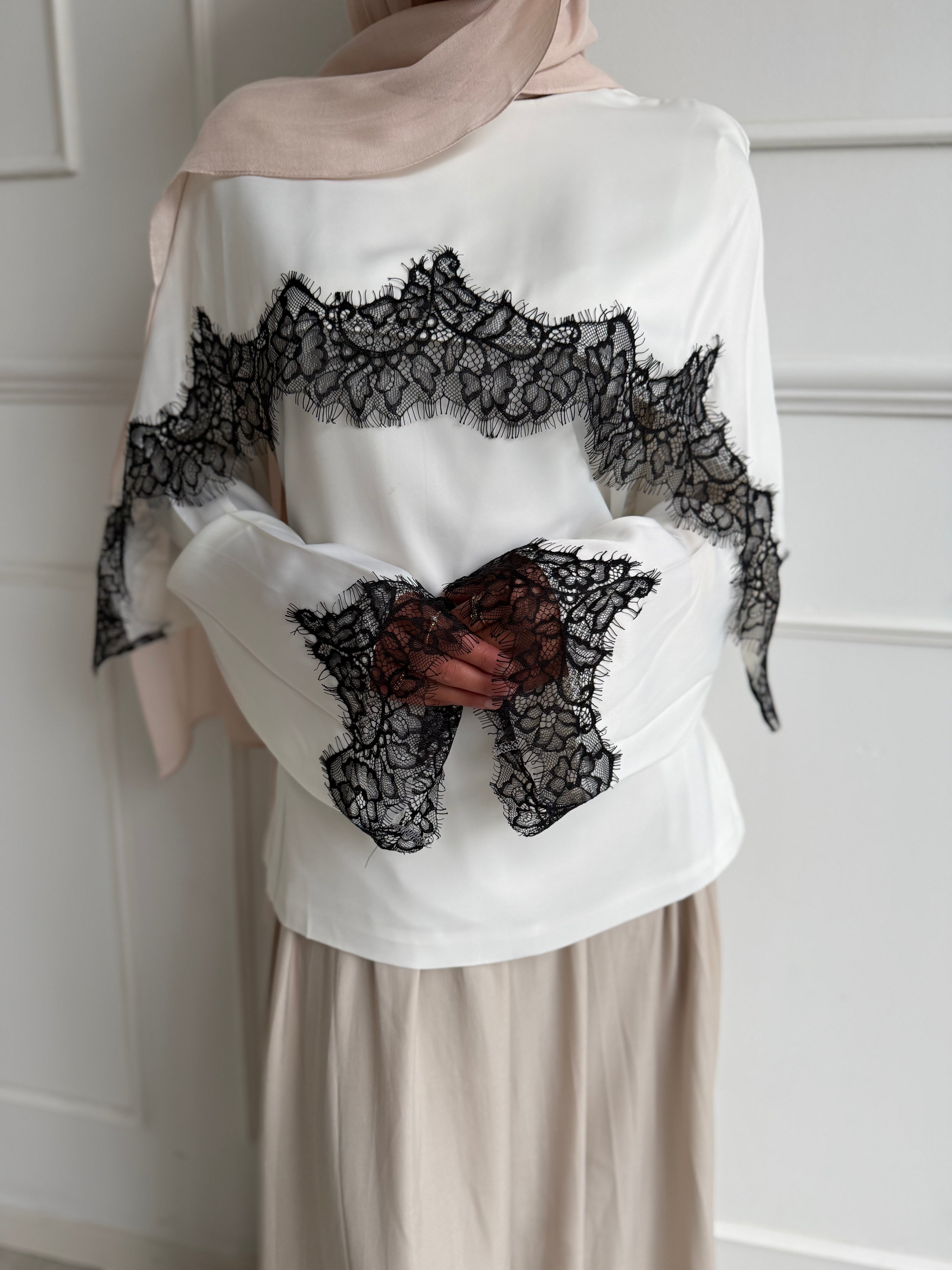 Liyana Cape Top