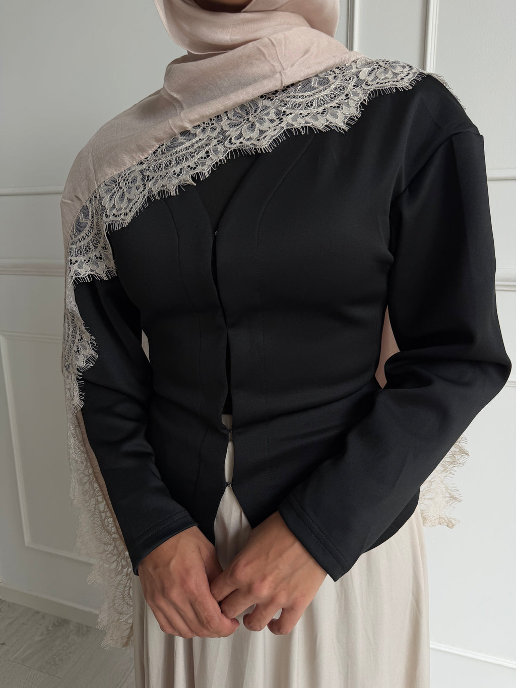 Zara Fitted Cardigan - Black
