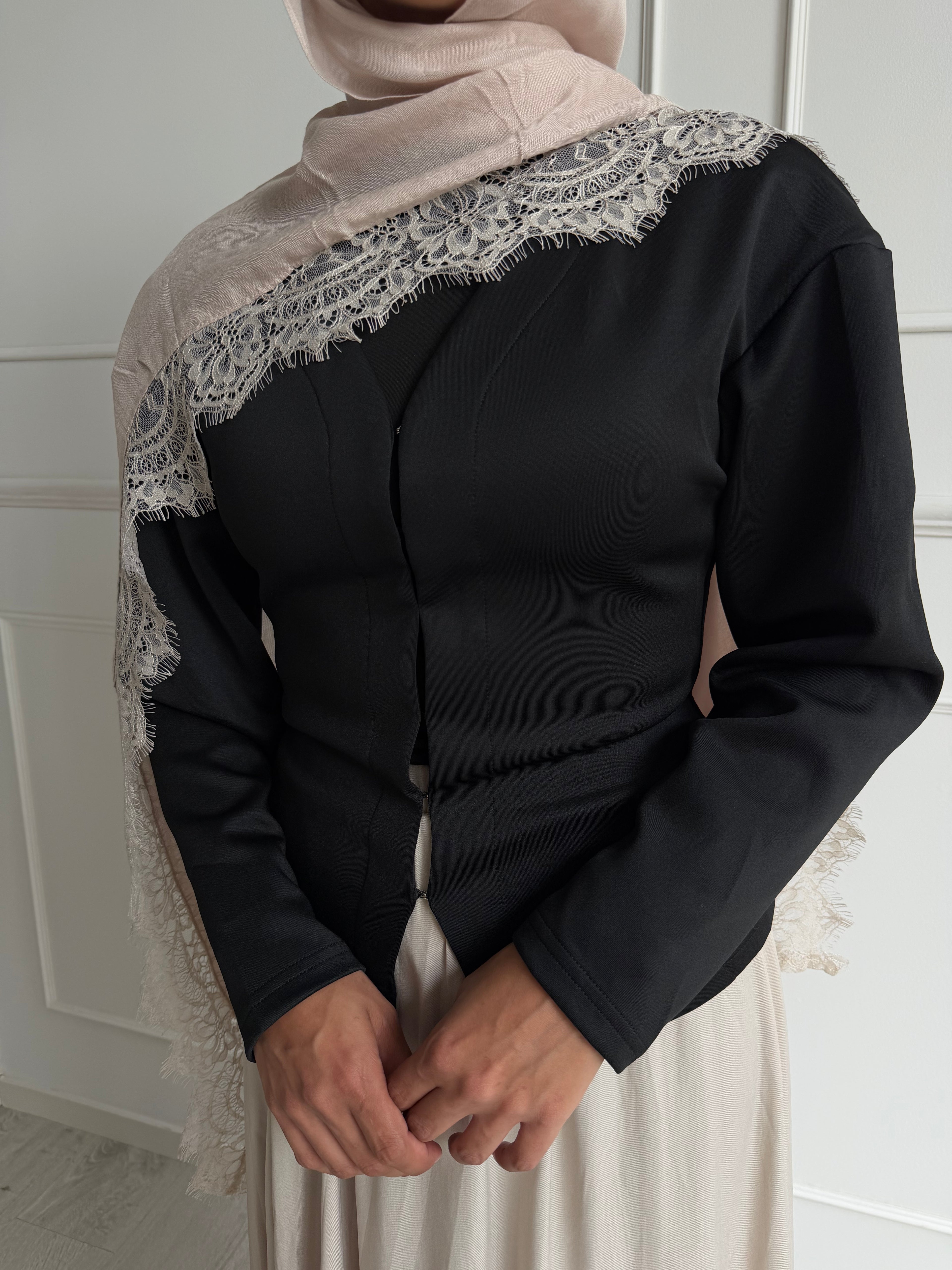 Zara Fitted Cardigan - Black