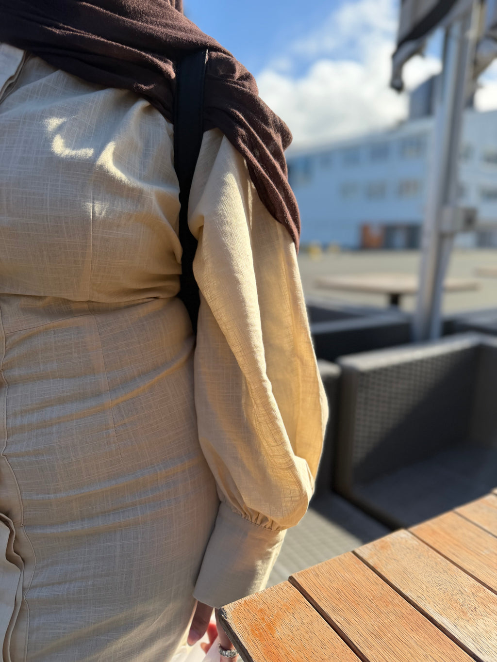 Loujain Dress - Apricot