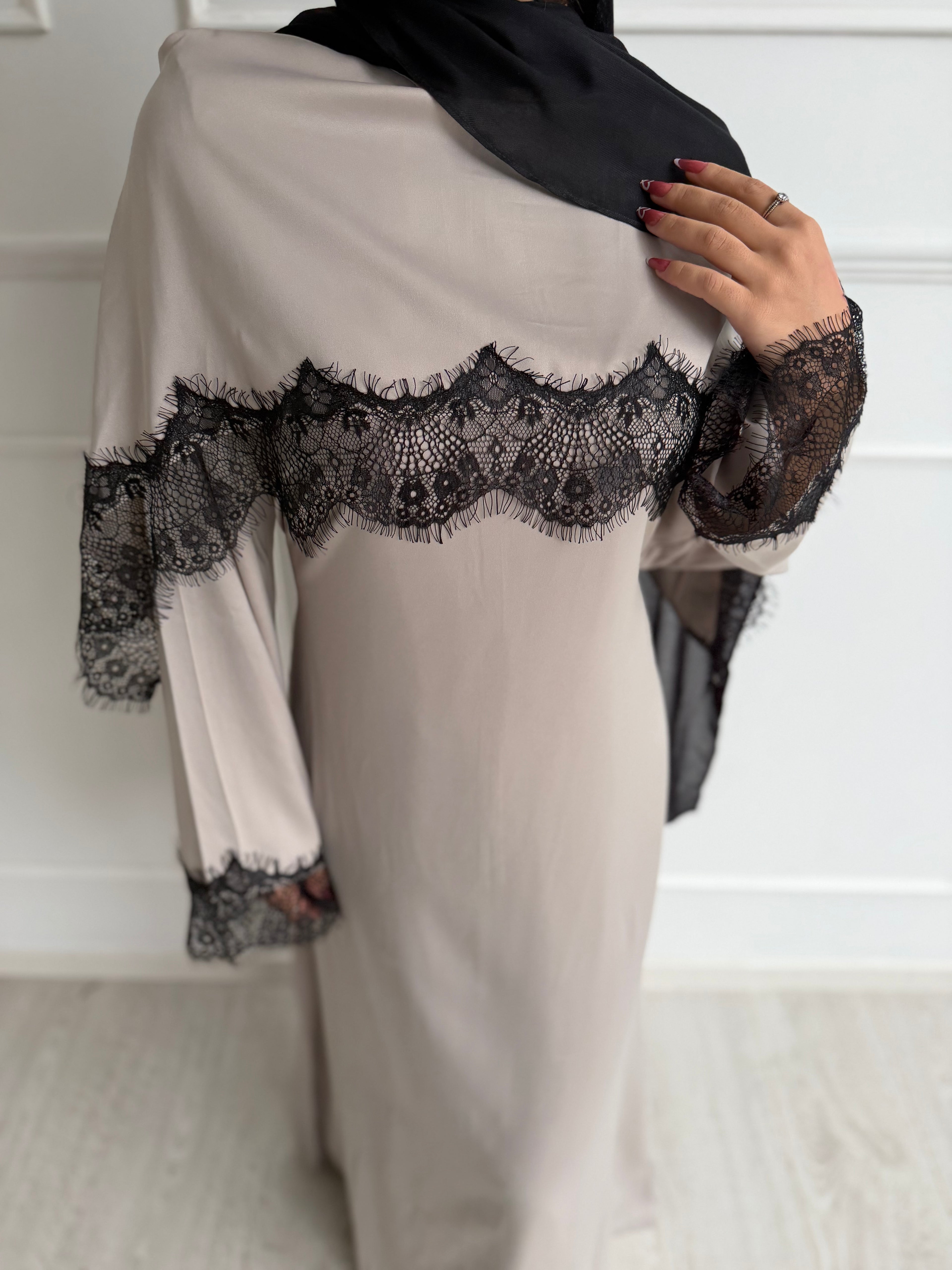 Dantella Lace Dress - Cappuccino